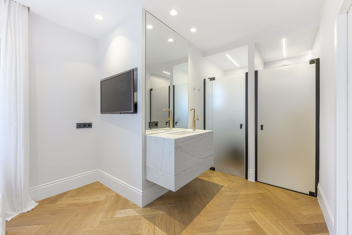 Appartement te koop in Puerto Banús | 2 slaapkamers H5259064