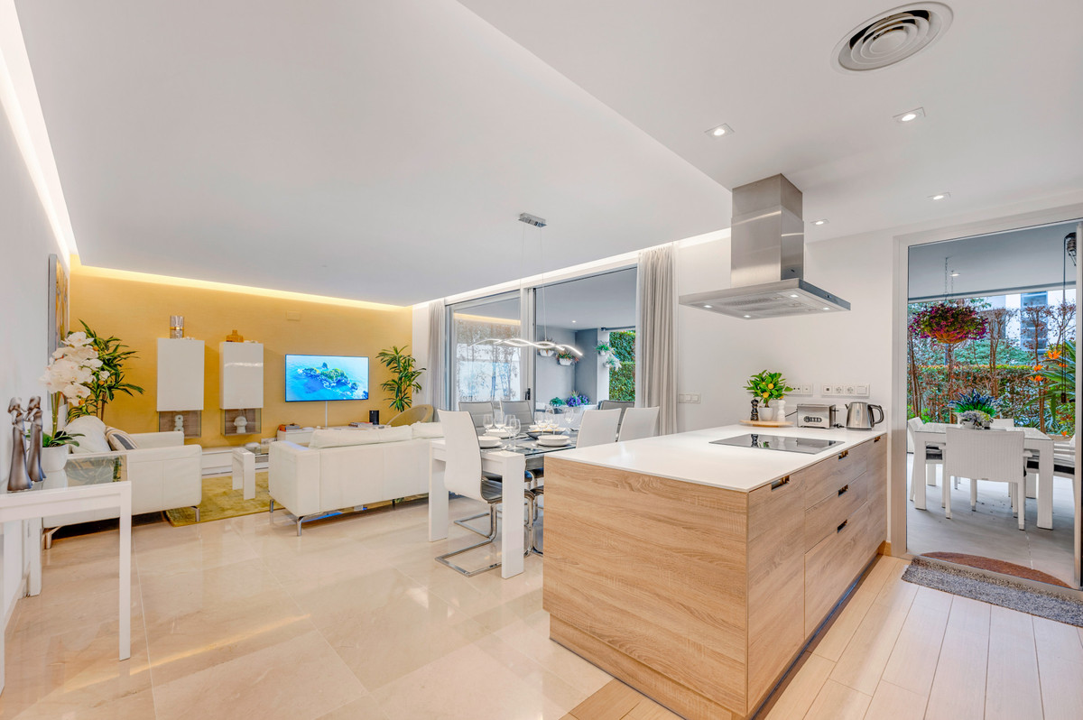 Appartement te koop in Puerto Banús | 3 slaapkamers H5259643