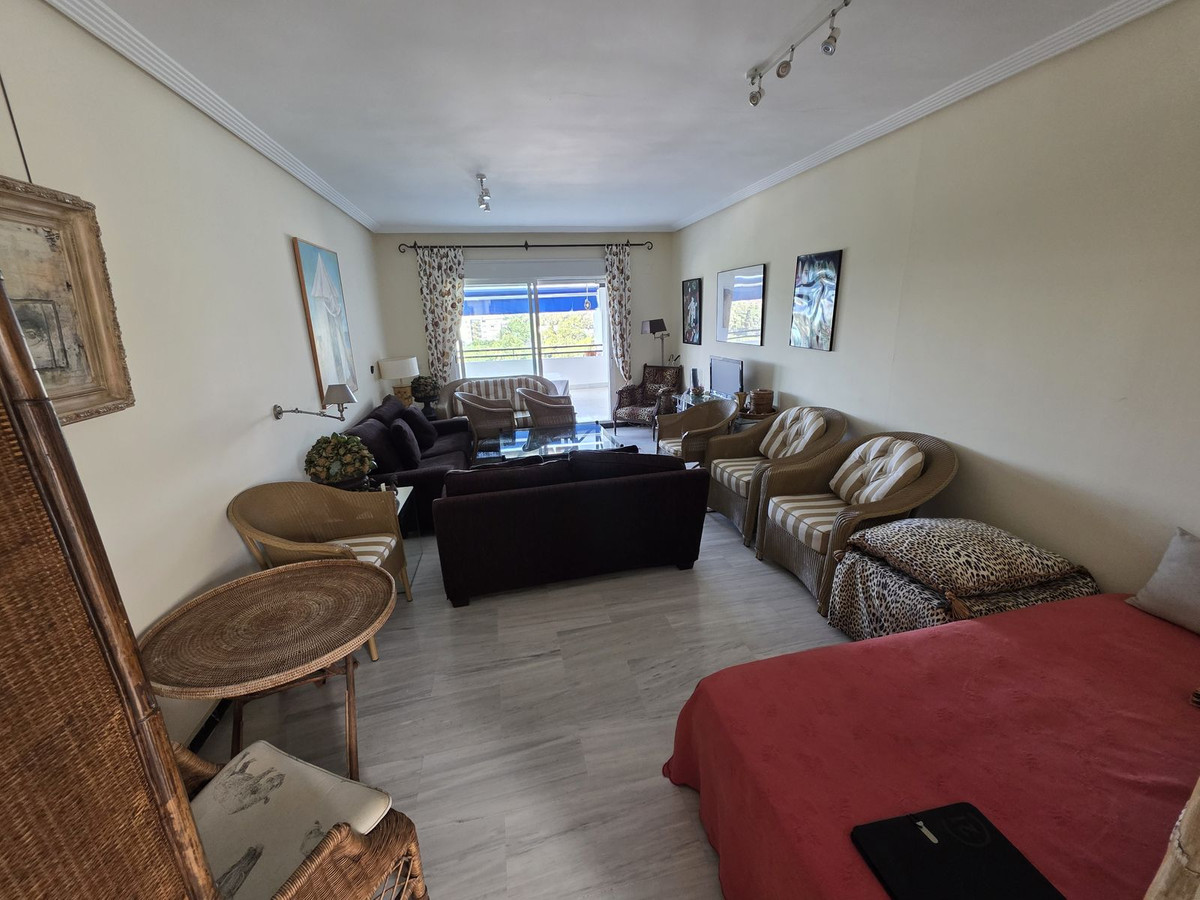 Appartement te koop in Puerto Banús | 2 slaapkamers H5286469