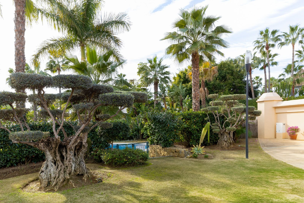 Appartement te koop in Puerto Banús | 2 slaapkamers H5288698