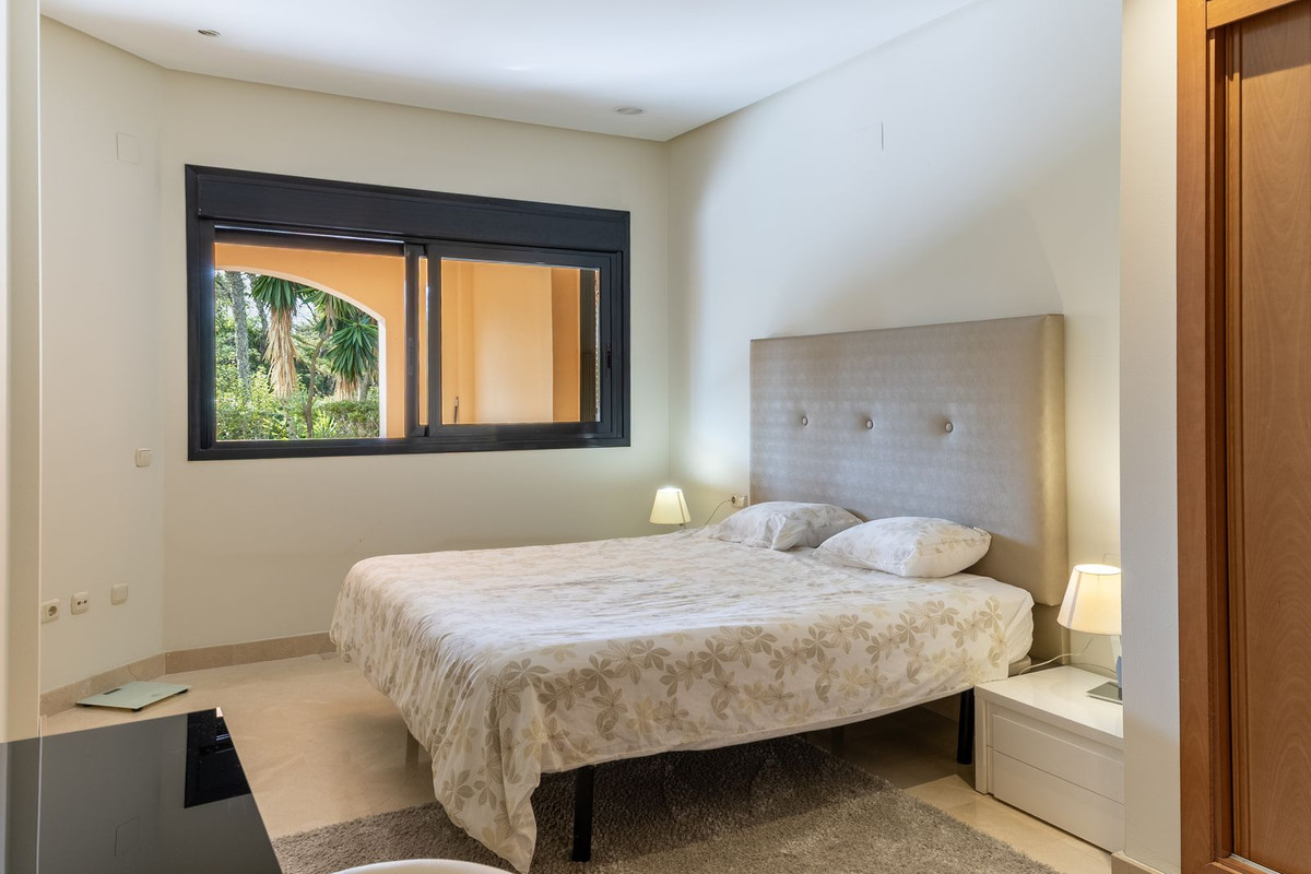 Appartement te koop in Puerto Banús | 2 slaapkamers H5288698