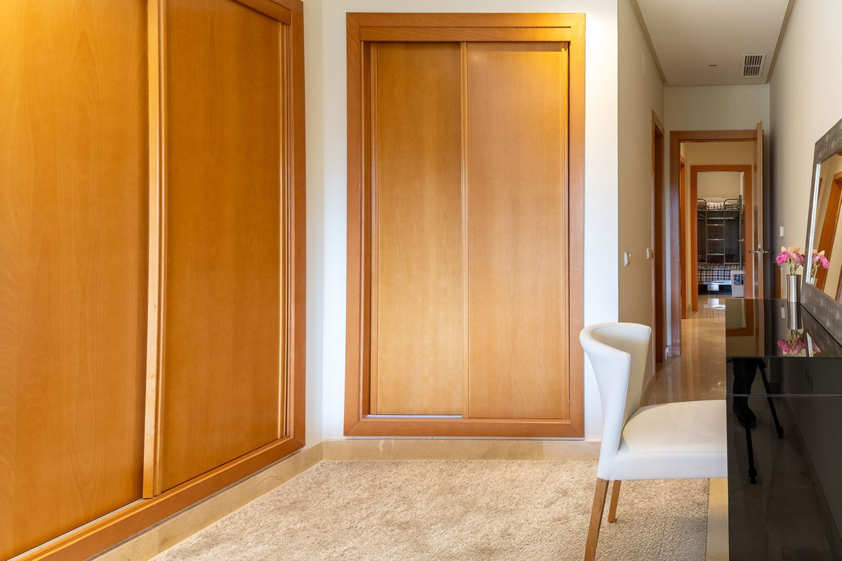 Appartement te koop in Puerto Banús | 2 slaapkamers H5288698