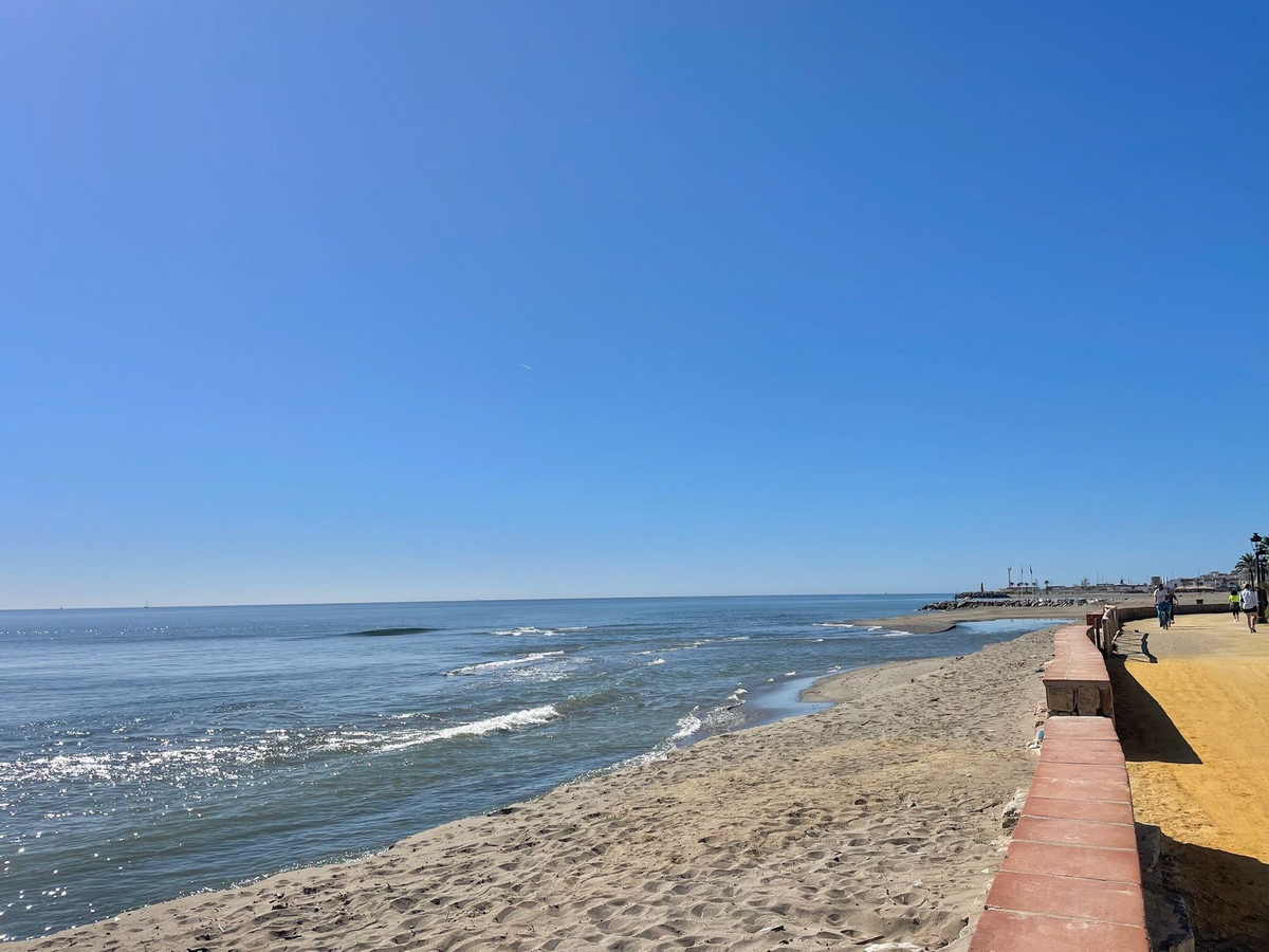 Appartement te koop in Puerto Banús | 2 slaapkamers H5306488