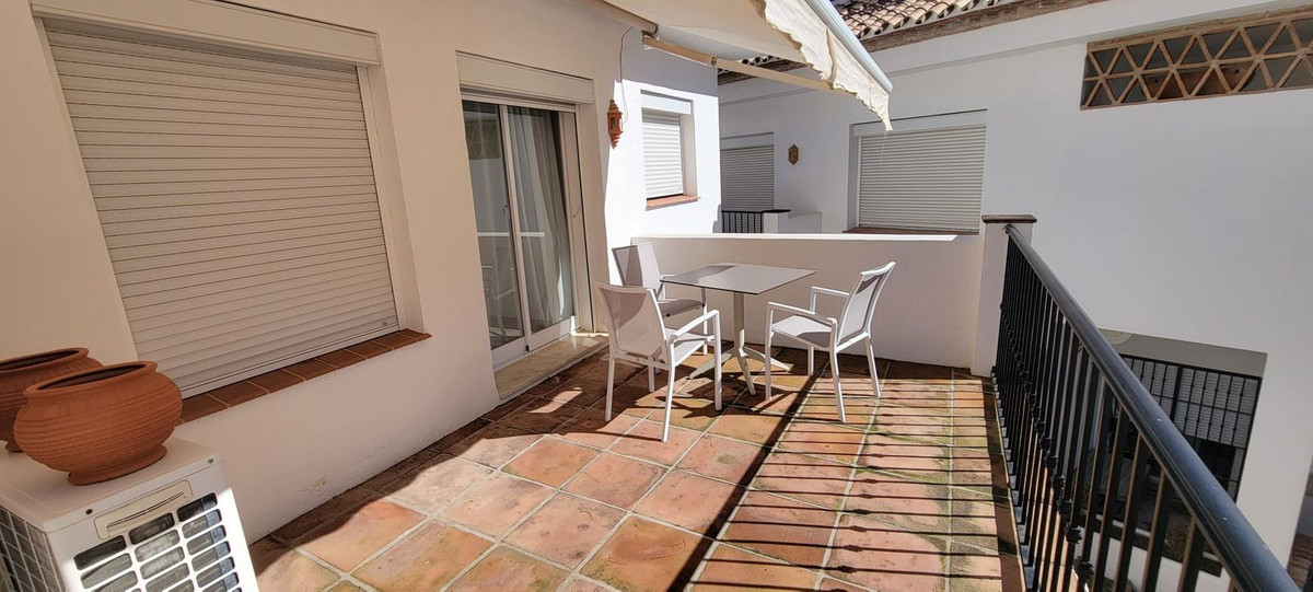 Appartement te koop in Puerto Banús | 2 slaapkamers H5308555