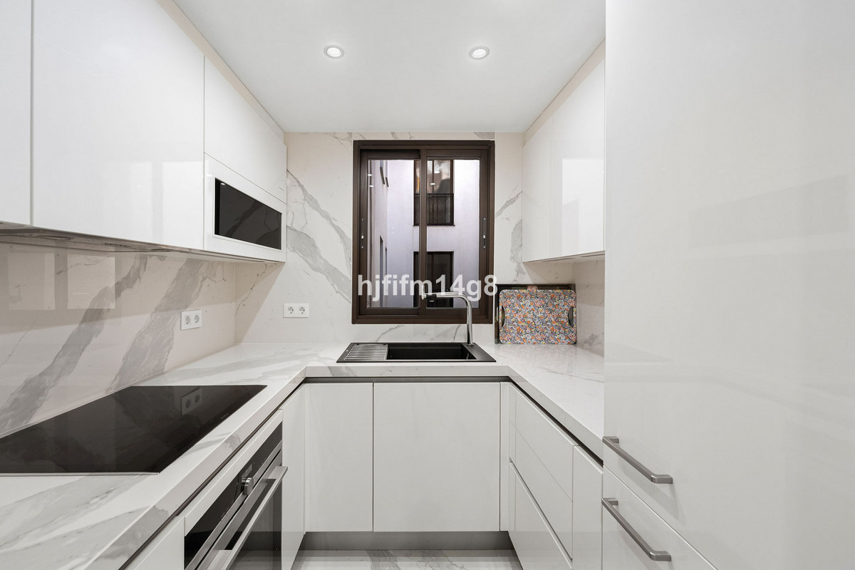 Appartement te koop in Puerto Banús | 2 slaapkamers H5310157