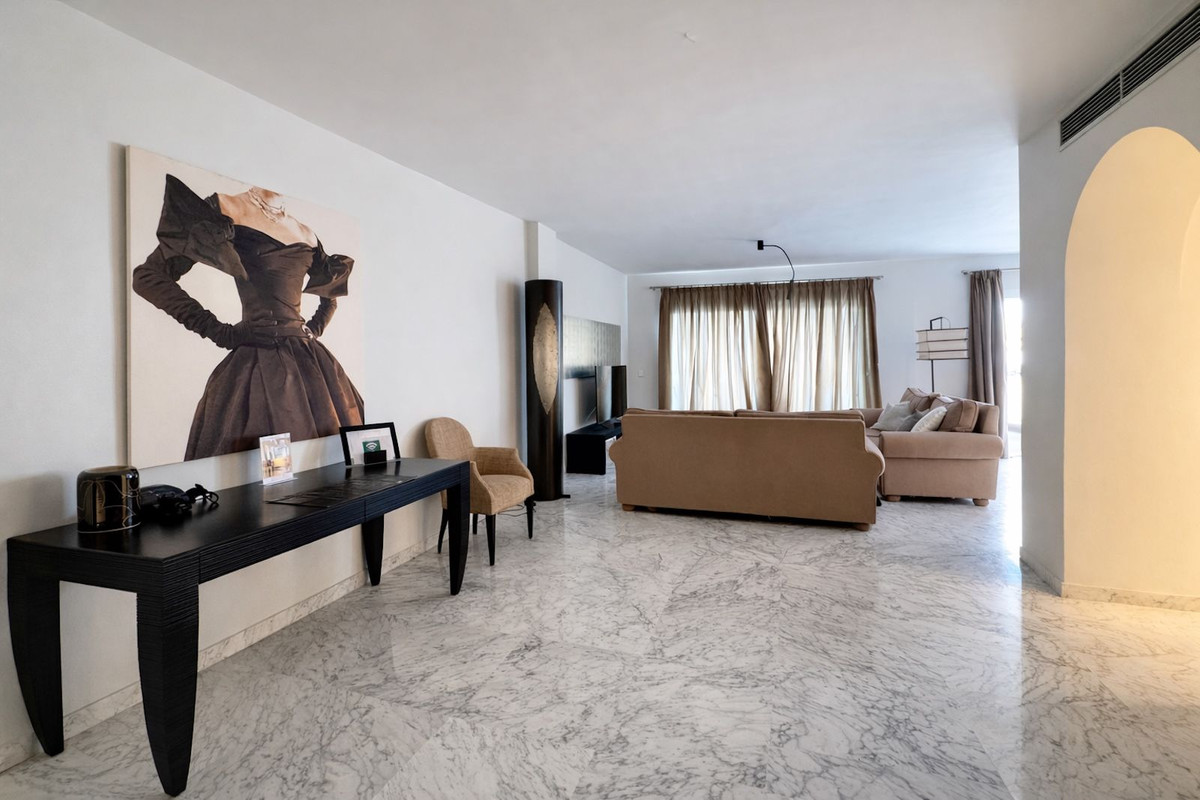 Appartement te koop in Puerto Banús | 3 slaapkamers H5321182