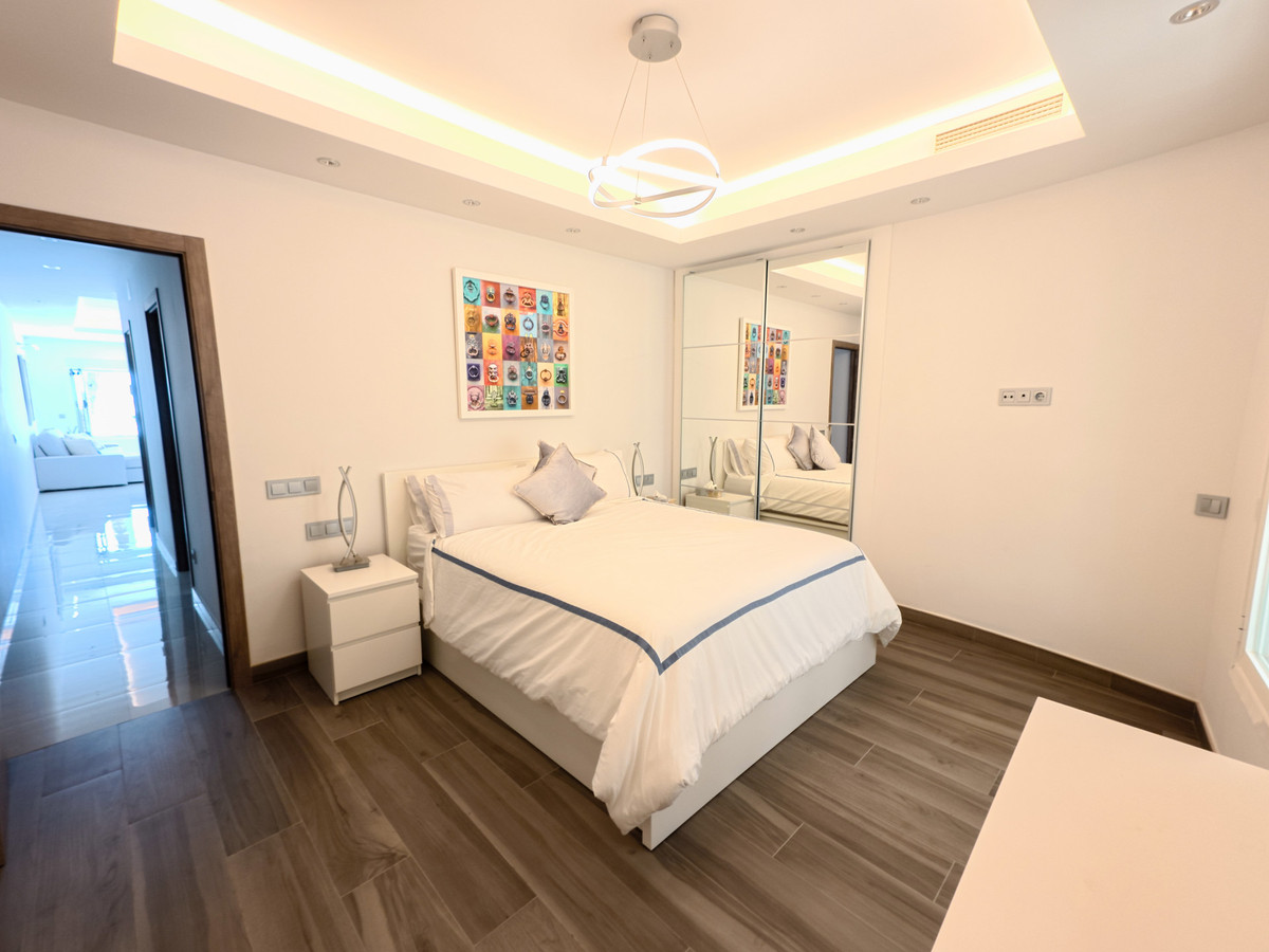 Appartement te koop in Puerto Banús | 2 slaapkamers H5322832