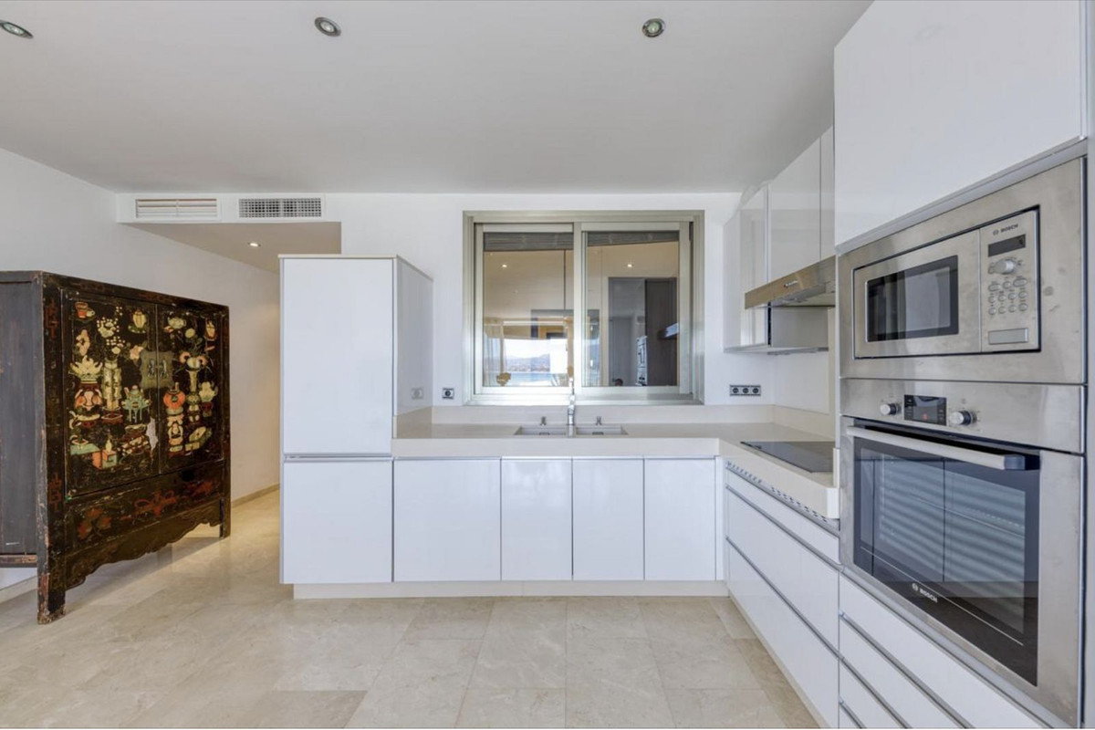 Appartement te koop in Puerto Banús | 2 slaapkamers H5324467