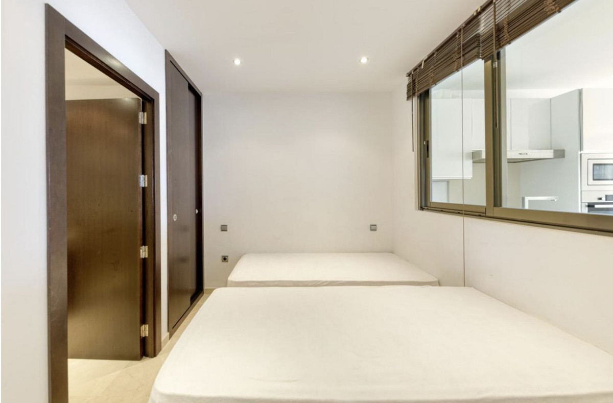 Appartement te koop in Puerto Banús | 2 slaapkamers H5324467