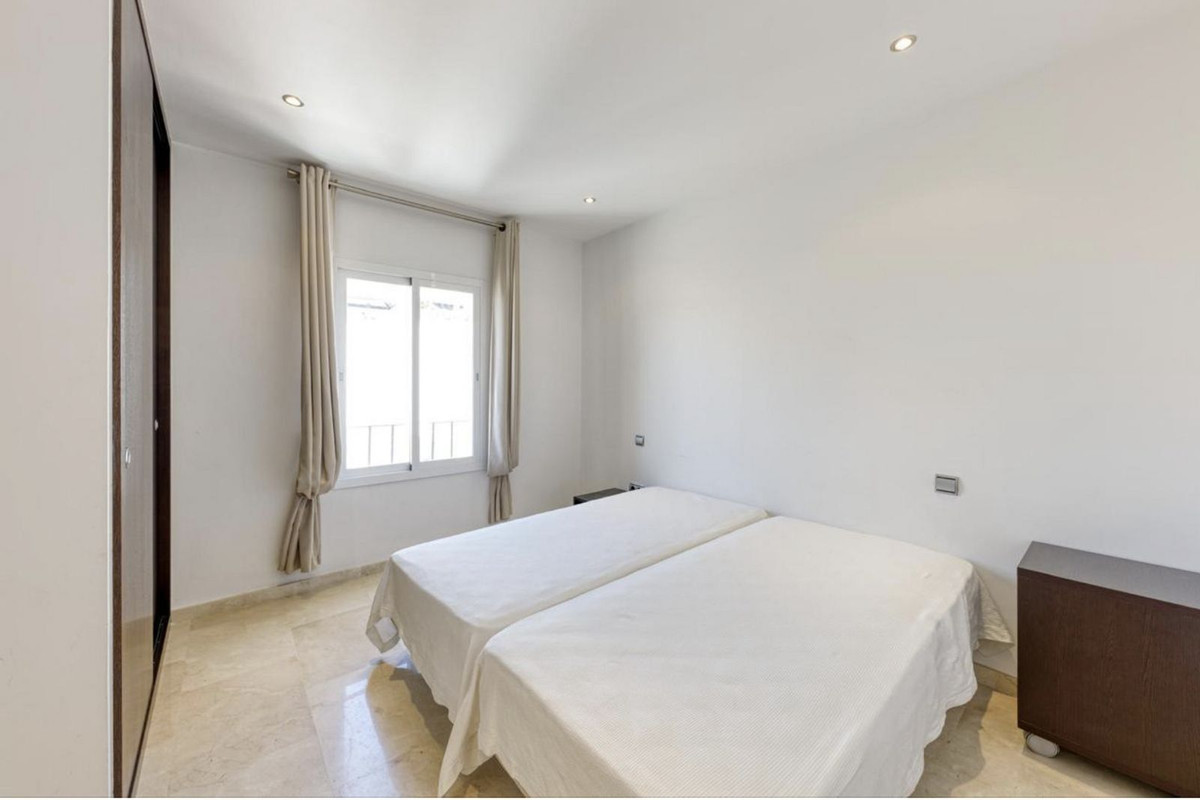 Appartement te koop in Puerto Banús | 2 slaapkamers H5324467