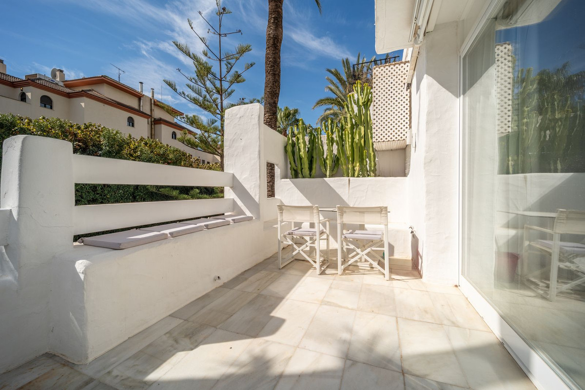 Appartement te koop in Puerto Banús | 2 slaapkamers H5329606