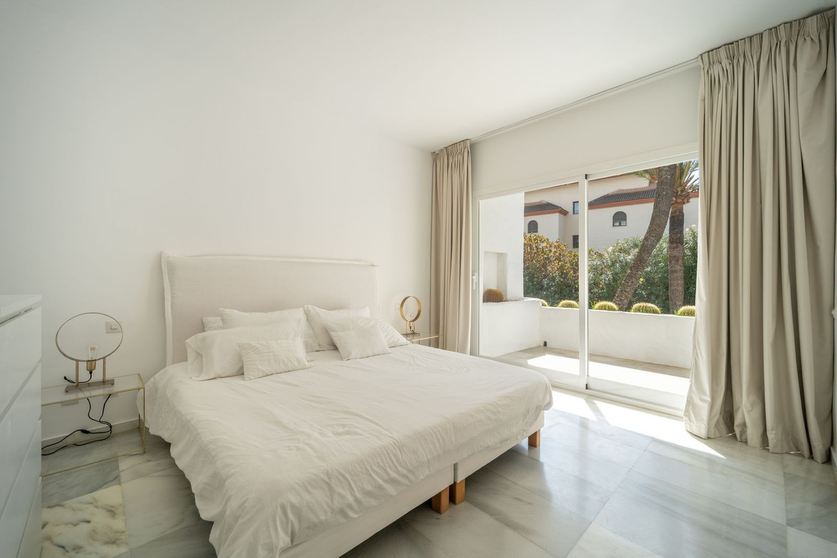 Appartement te koop in Puerto Banús | 2 slaapkamers H5329606