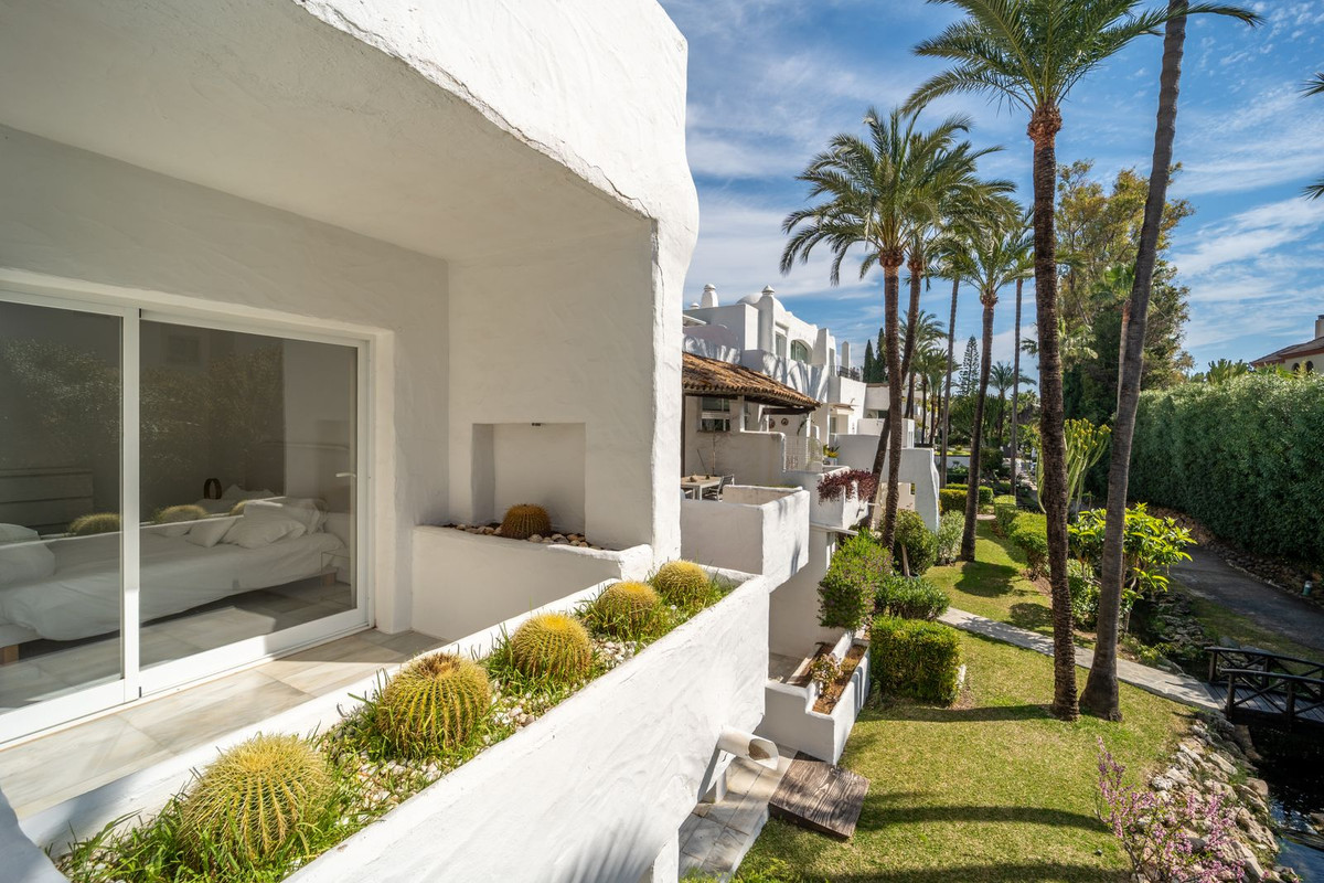 Appartement te koop in Puerto Banús | 2 slaapkamers H5329606