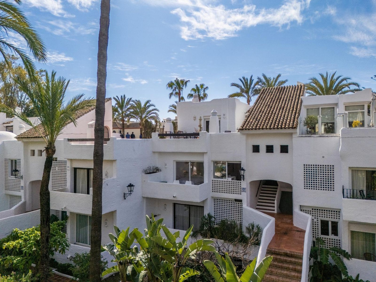 Appartement te koop in Puerto Banús | 2 slaapkamers H5329606