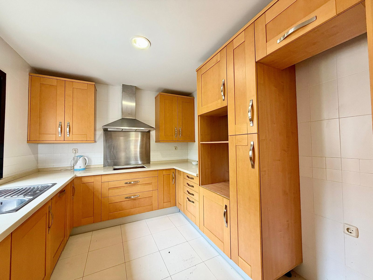 Appartement te koop in Puerto Banús | 4 slaapkamers H5336557