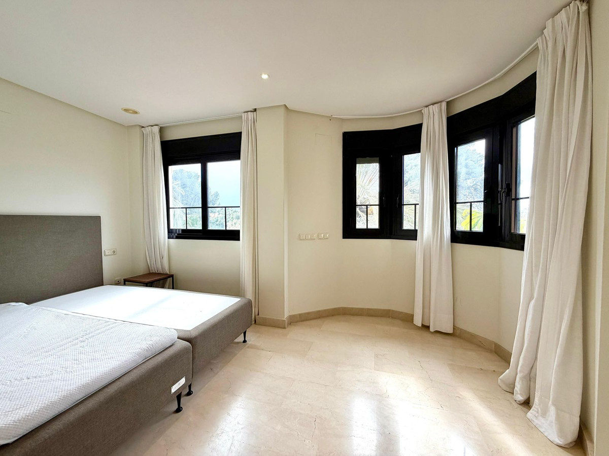 Appartement te koop in Puerto Banús | 4 slaapkamers H5336557