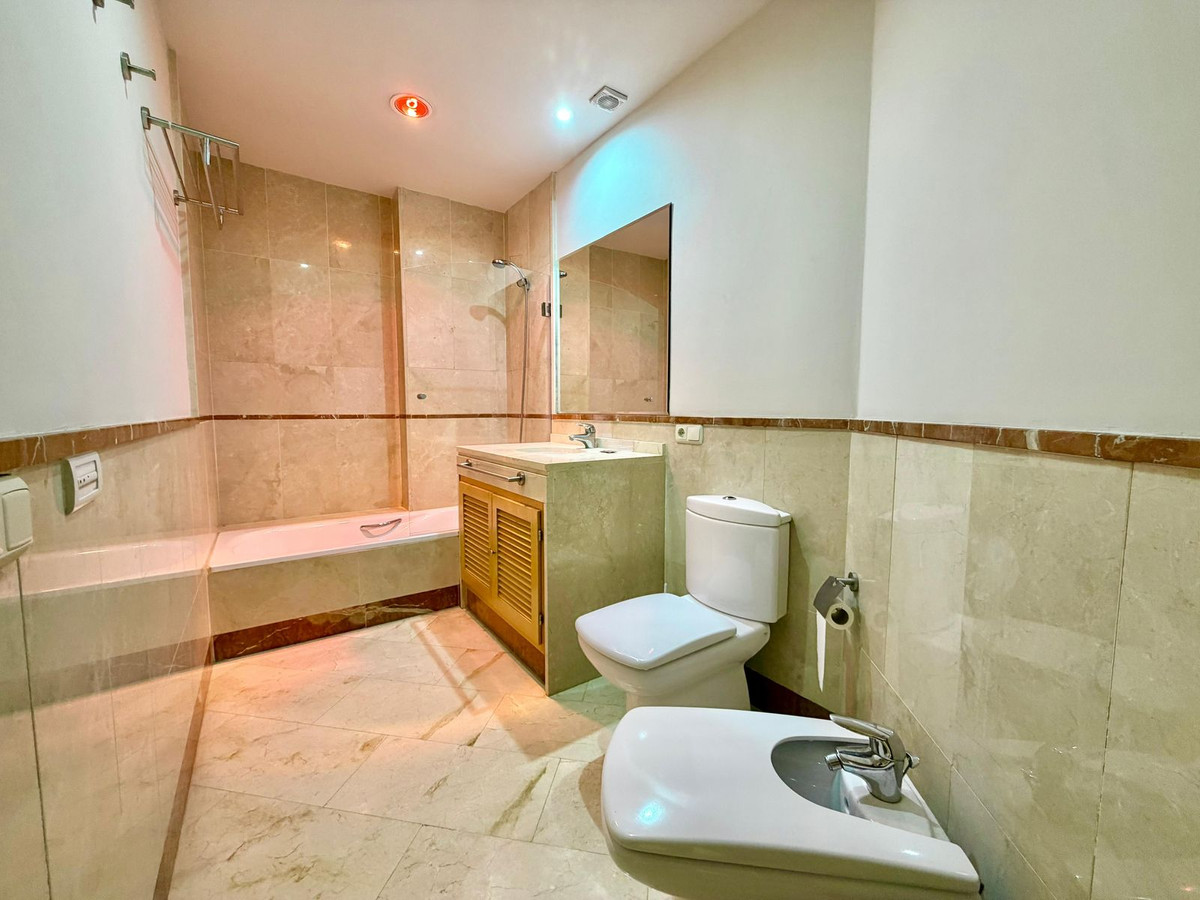 Appartement te koop in Puerto Banús | 4 slaapkamers H5336557