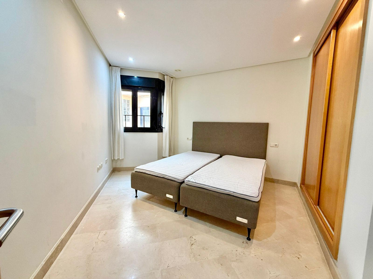 Appartement te koop in Puerto Banús | 4 slaapkamers H5336557