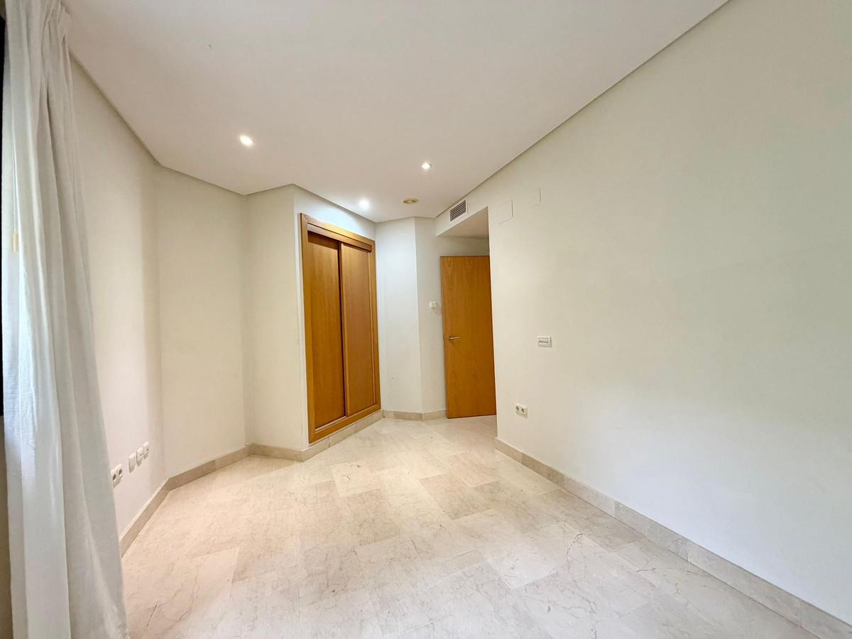 Appartement te koop in Puerto Banús | 4 slaapkamers H5336557