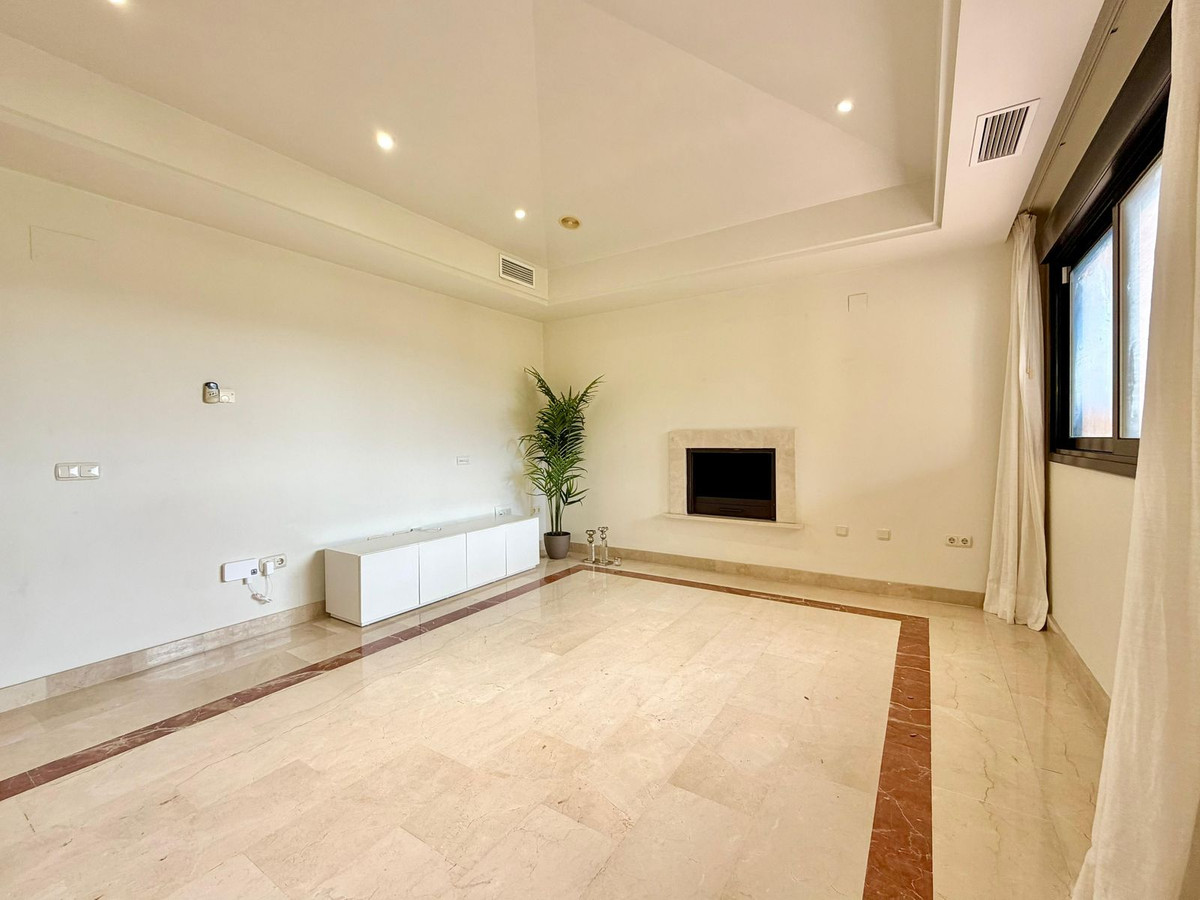 Appartement te koop in Puerto Banús | 4 slaapkamers H5336557