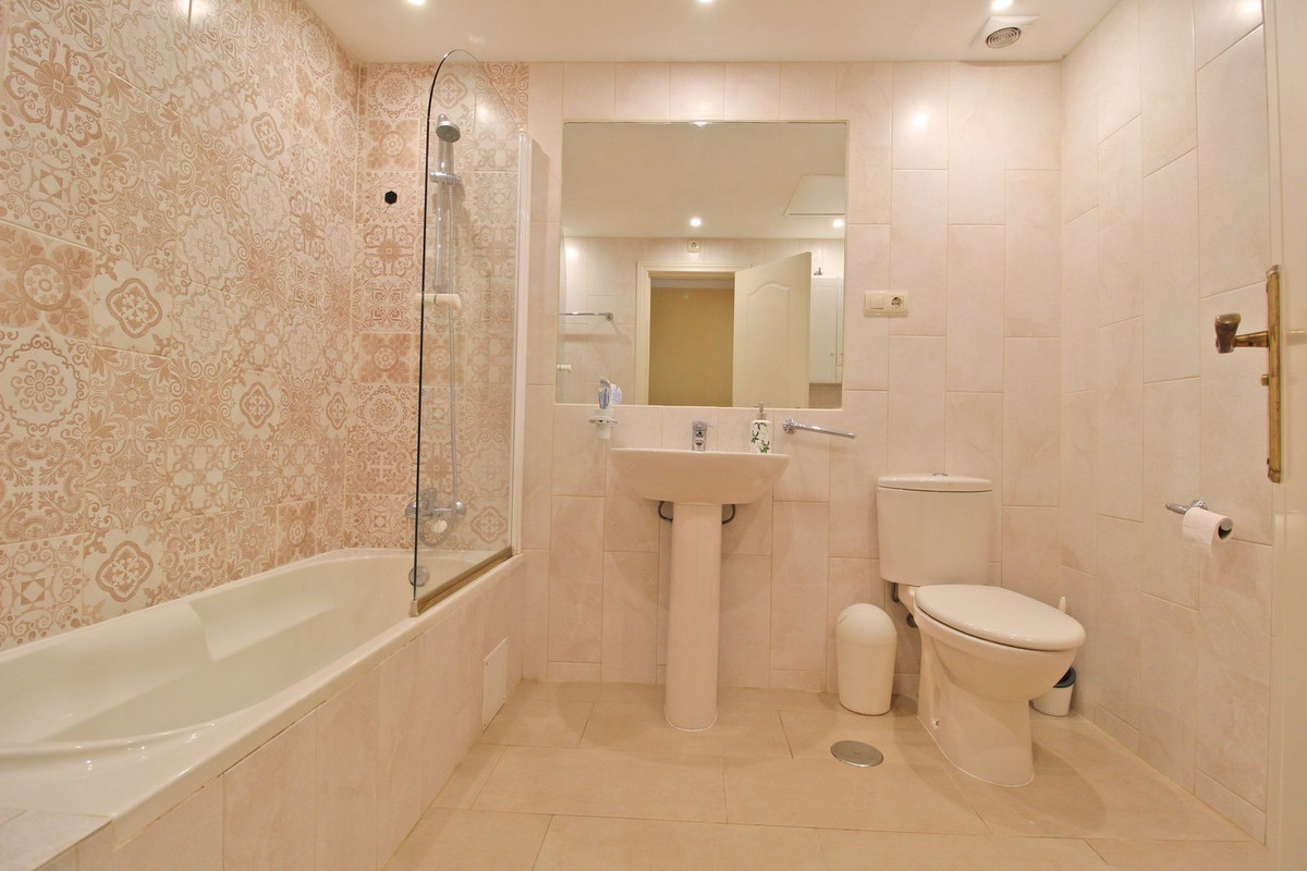 Appartement te koop in Puerto Banús | 2 slaapkamers H5337037