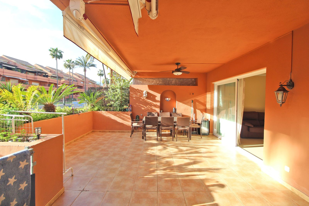 Appartement te koop in Puerto Banús | 2 slaapkamers H5337037