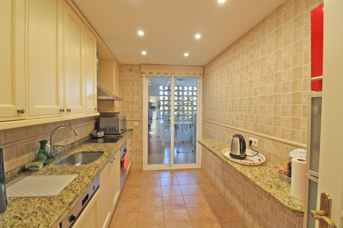 Appartement te koop in Puerto Banús | 2 slaapkamers H5337037