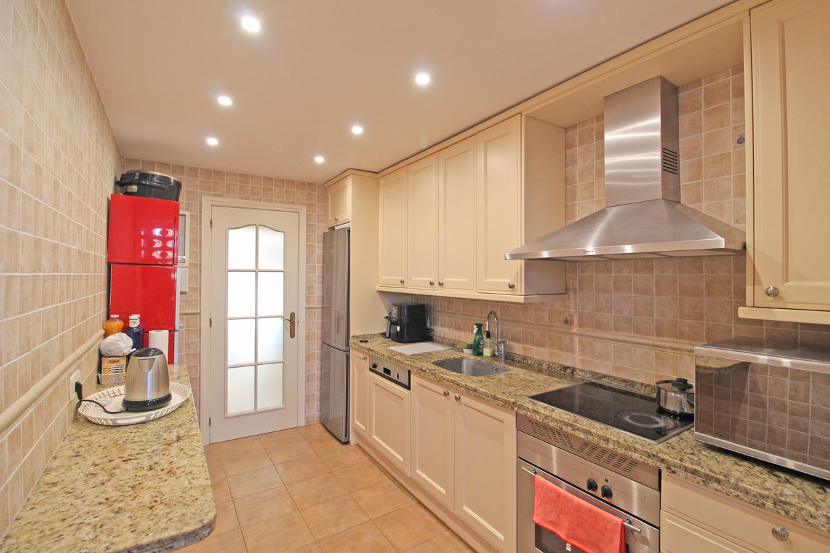 Appartement te koop in Puerto Banús | 2 slaapkamers H5337037