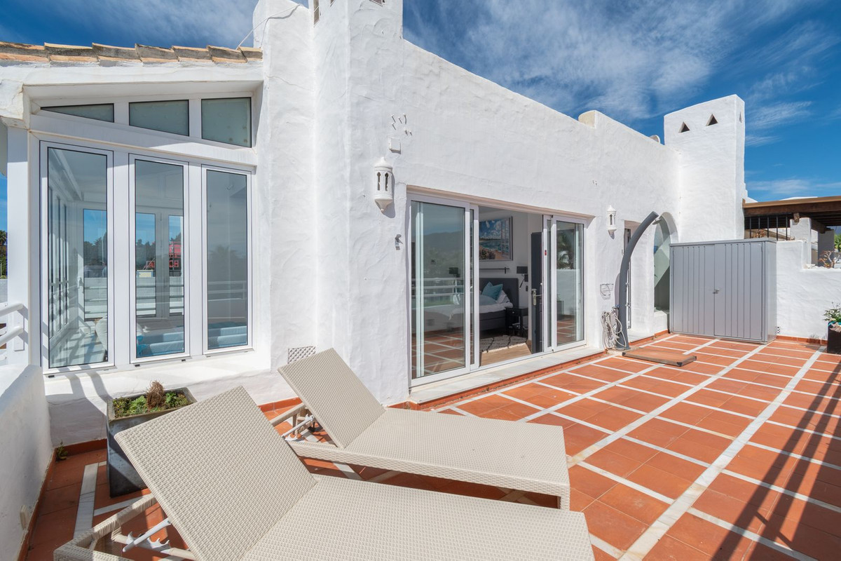 Appartement te koop in Puerto Banús | 4 slaapkamers H5350234