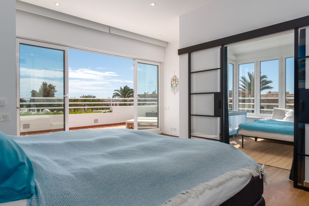 Appartement te koop in Puerto Banús | 4 slaapkamers H5350234