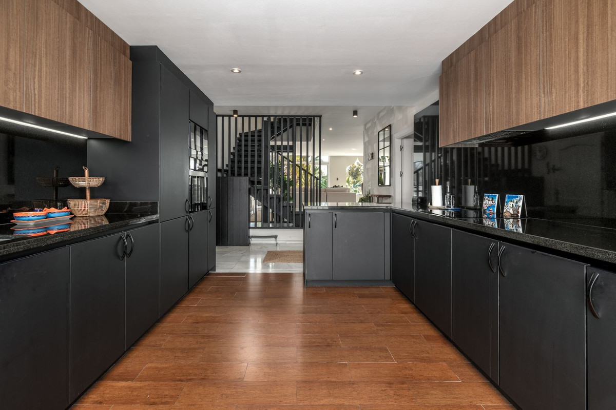 Appartement te koop in Puerto Banús | 4 slaapkamers H5350234