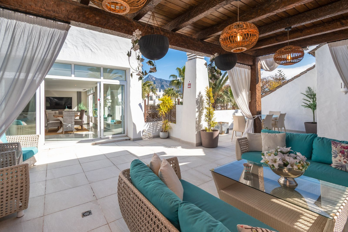 Appartement te koop in Puerto Banús | 4 slaapkamers H5350234