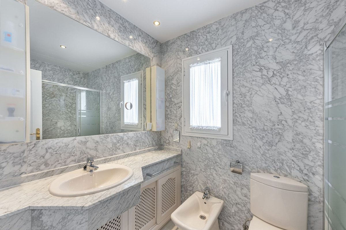 Appartement te koop in Puerto Banús | 3 slaapkamers H5351284