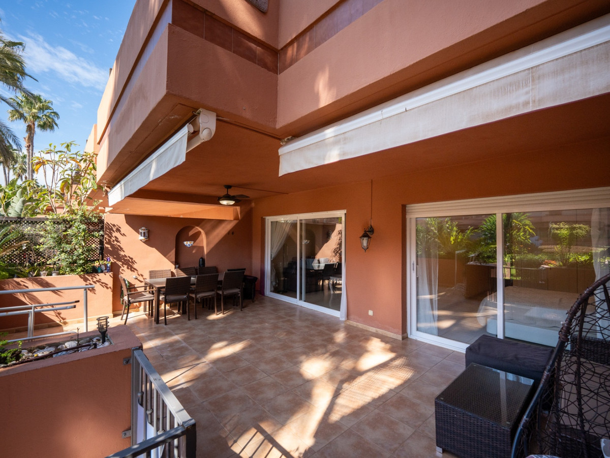 Appartement te koop in Puerto Banús | 2 slaapkamers H5354641