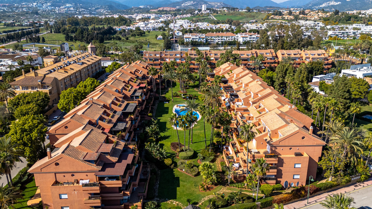 Appartement te koop in Puerto Banús | 2 slaapkamers H5354641