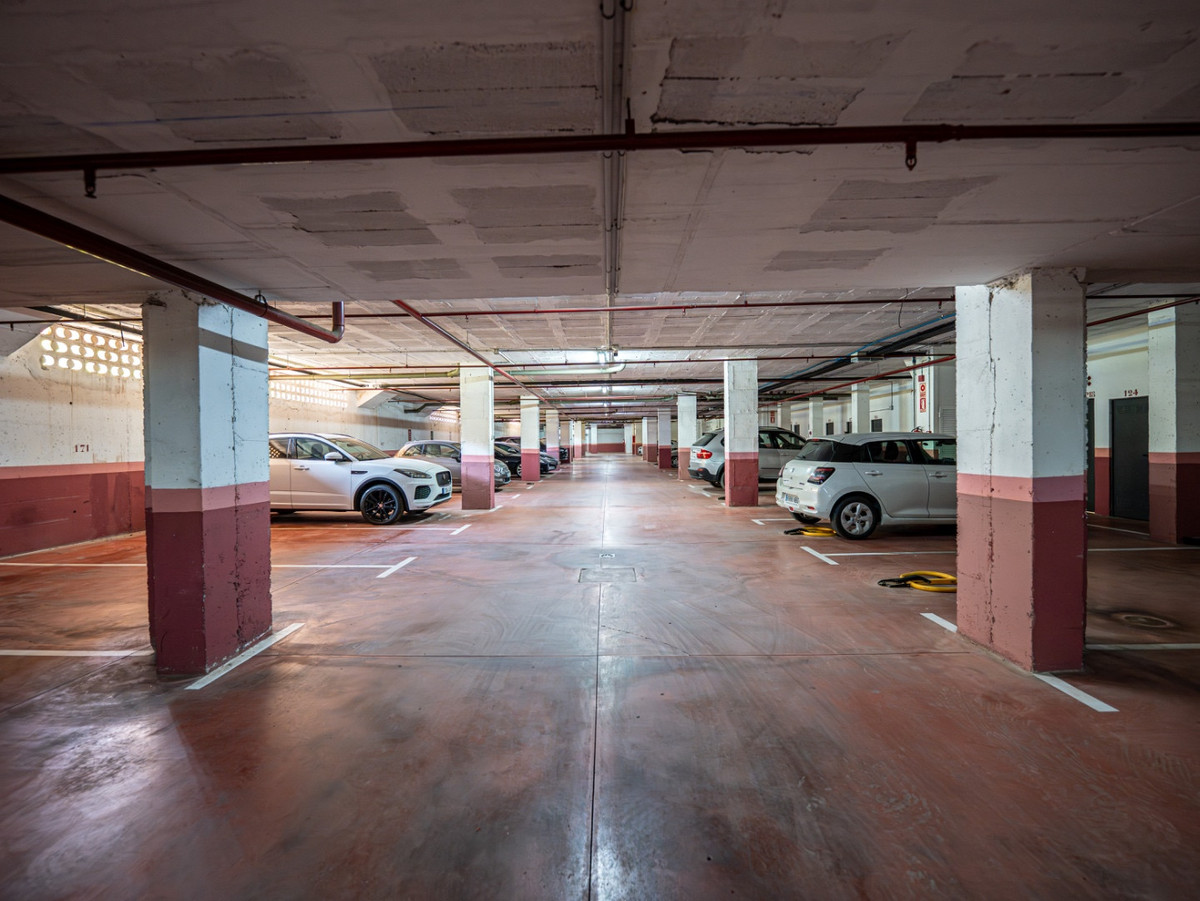 Appartement te koop in Puerto Banús | 2 slaapkamers H5354641