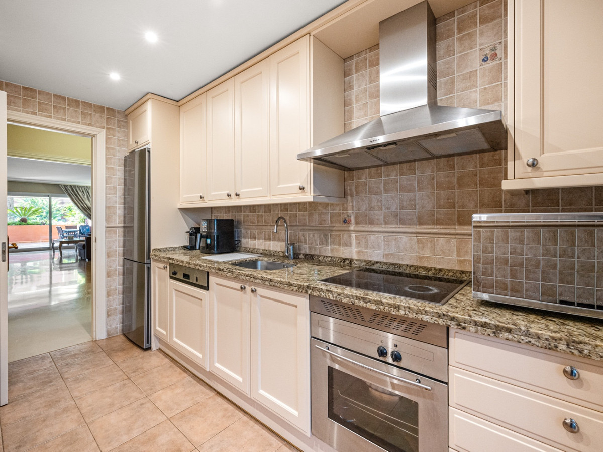 Appartement te koop in Puerto Banús | 2 slaapkamers H5354641