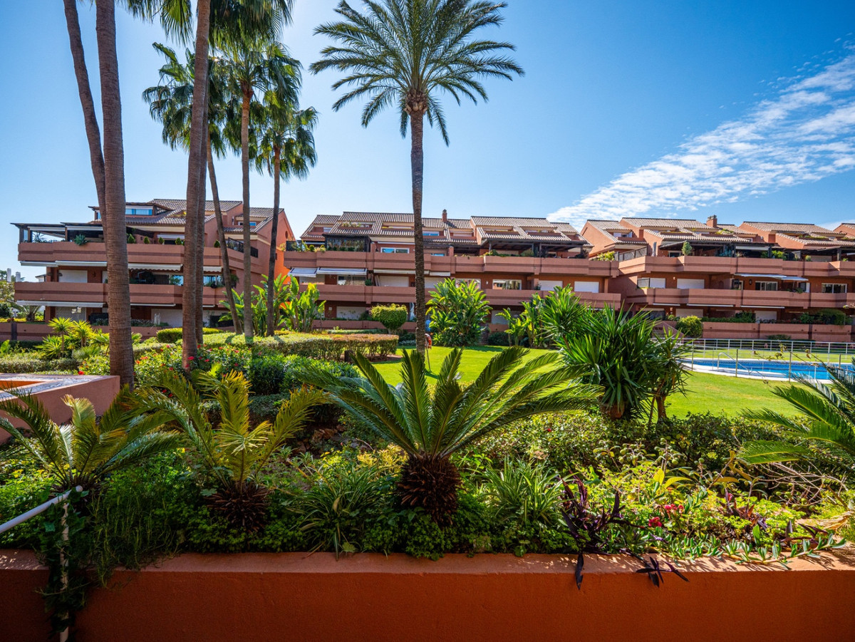 Appartement te koop in Puerto Banús | 2 slaapkamers H5354641