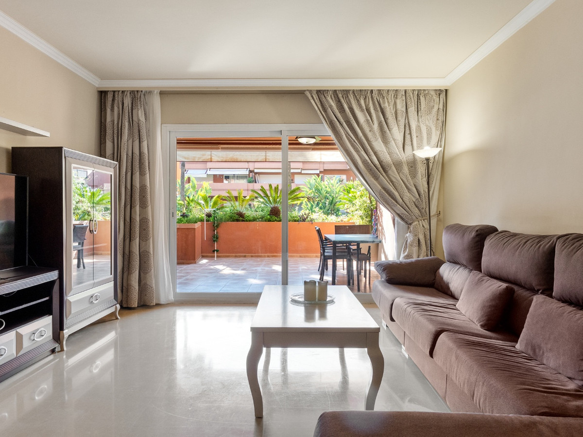 Appartement te koop in Puerto Banús | 2 slaapkamers H5354641