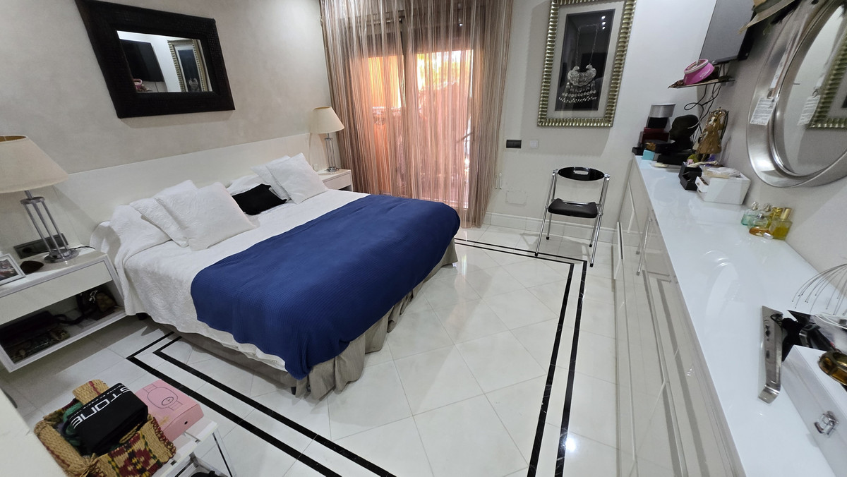 Property main view 40