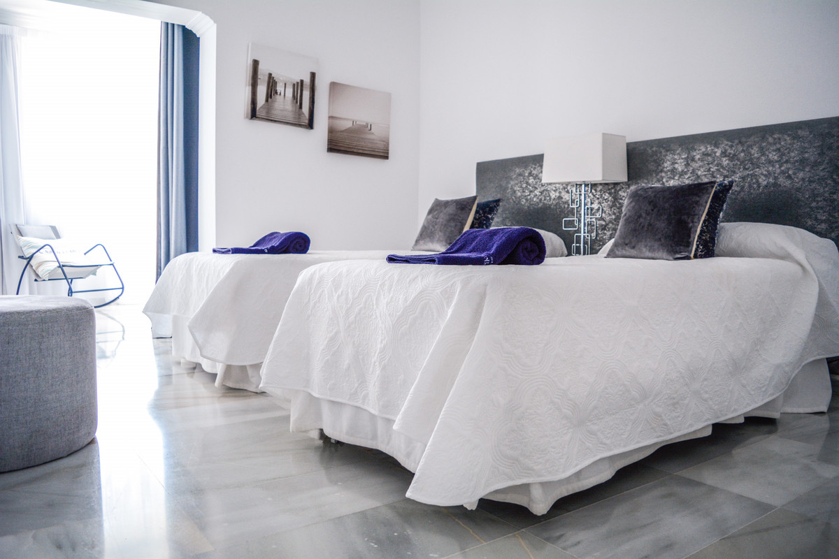 Appartement te koop in Puerto Banús | 2 slaapkamers H5362957