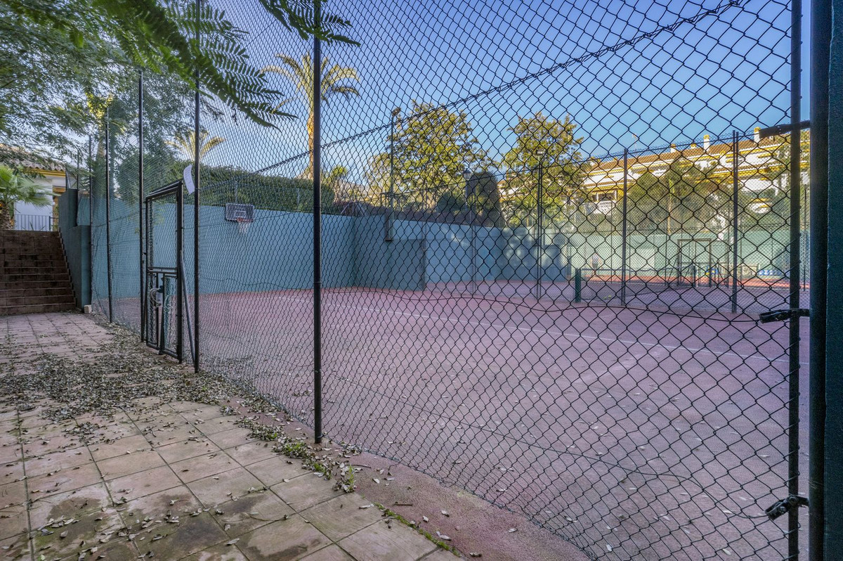 Appartement te koop in Puerto Banús | 2 slaapkamers H5364052