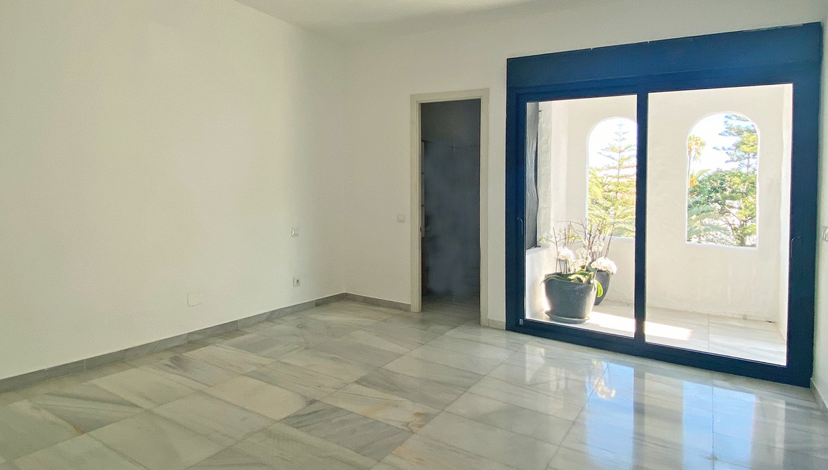 Appartement te koop in Puerto Banús | 3 slaapkamers H5364232