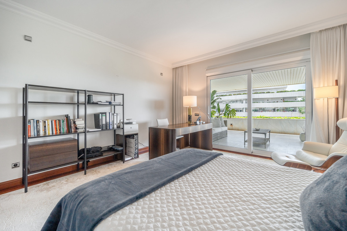 Appartement te koop in Puerto Banús | 3 slaapkamers H5364316