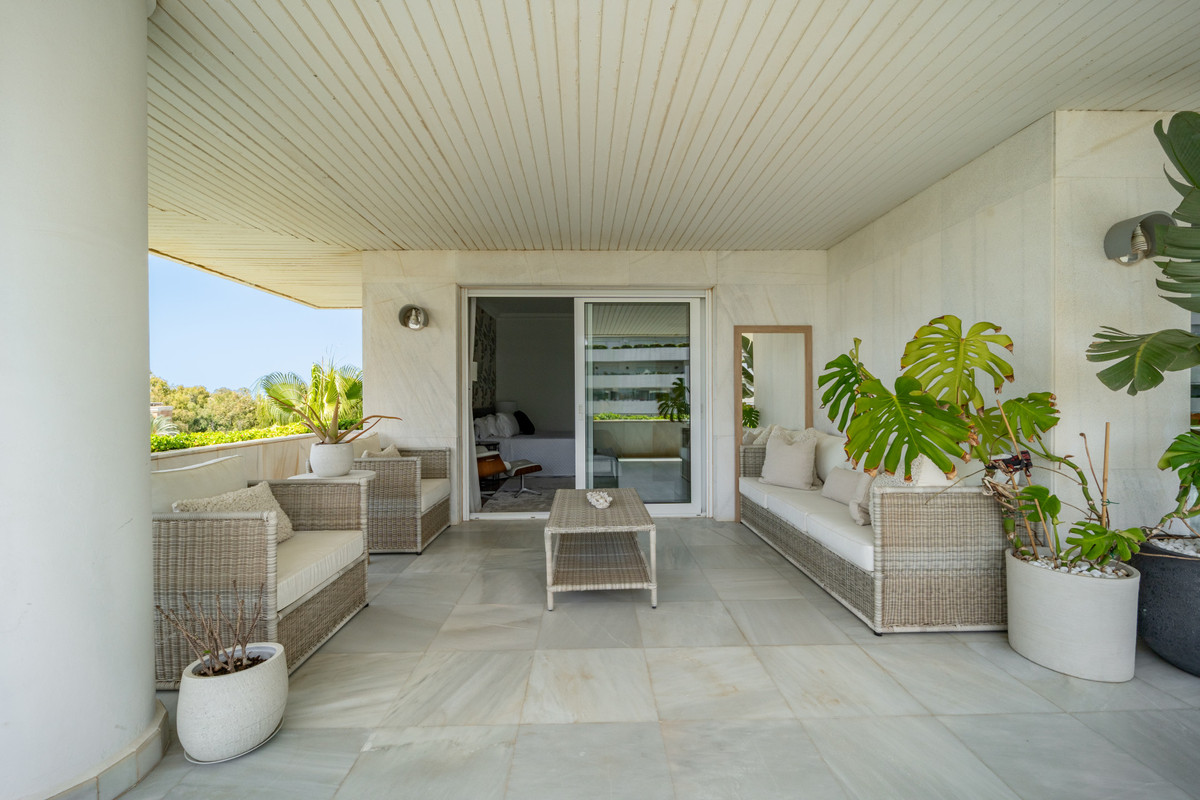 Appartement te koop in Puerto Banús | 3 slaapkamers H5364316