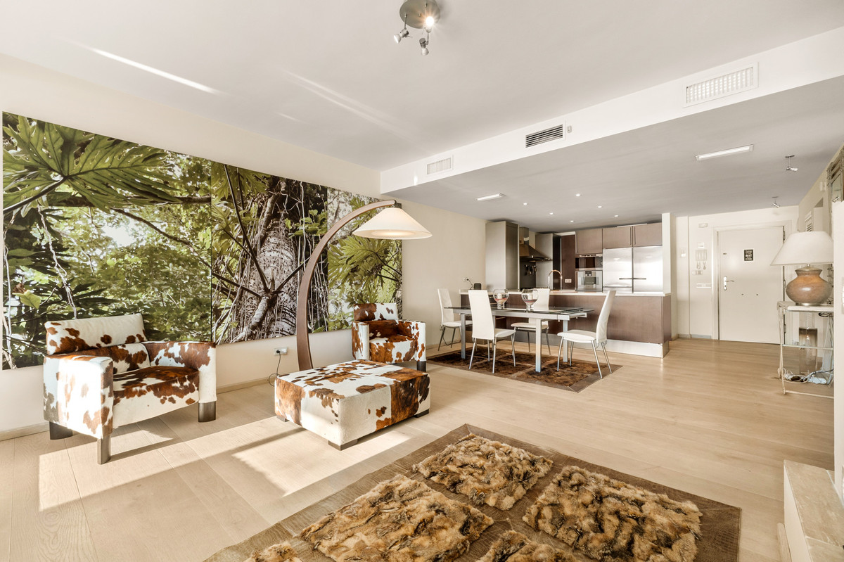 Appartement te koop in Puerto Banús | 2 slaapkamers H5368987