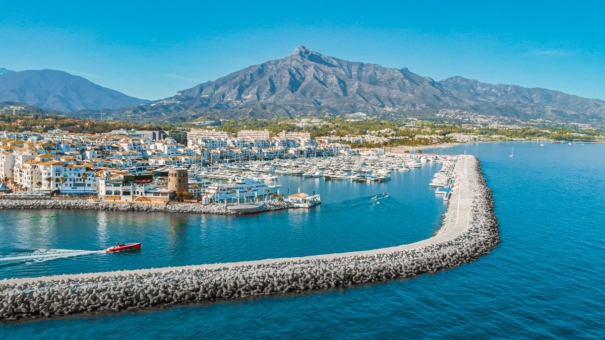 Appartement te koop in Puerto Banús | 2 slaapkamers H5368987