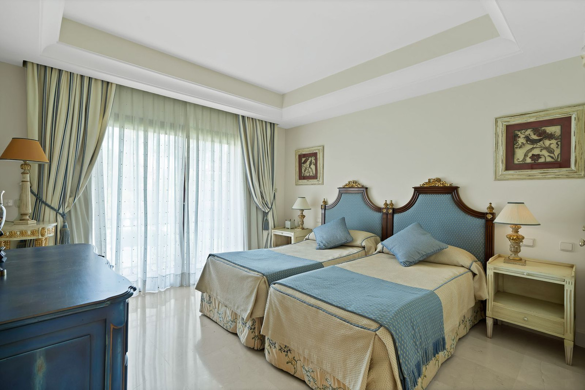 Penthouse te koop in Puerto Banús | 2 slaapkamers H5369065
