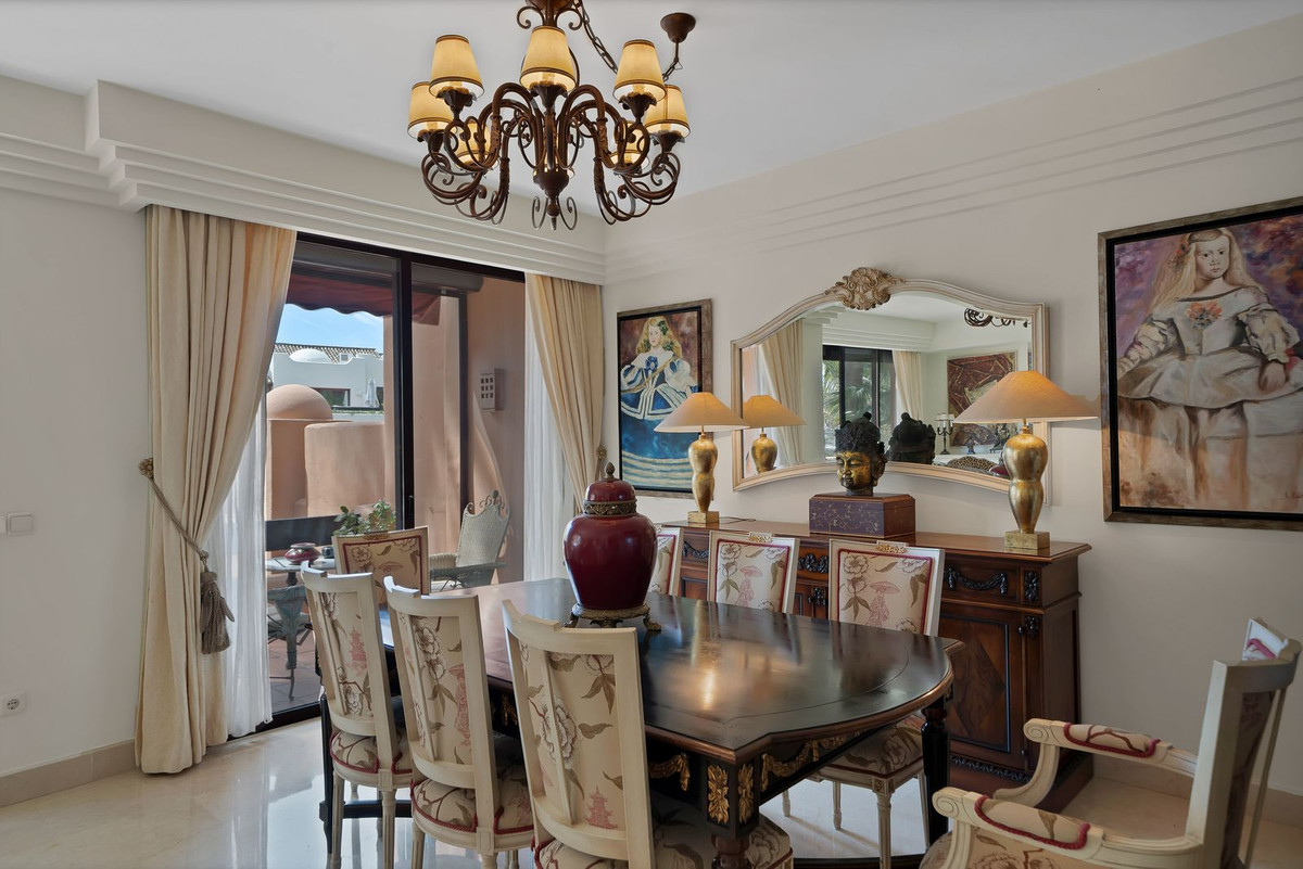 Penthouse te koop in Puerto Banús | 2 slaapkamers H5369065