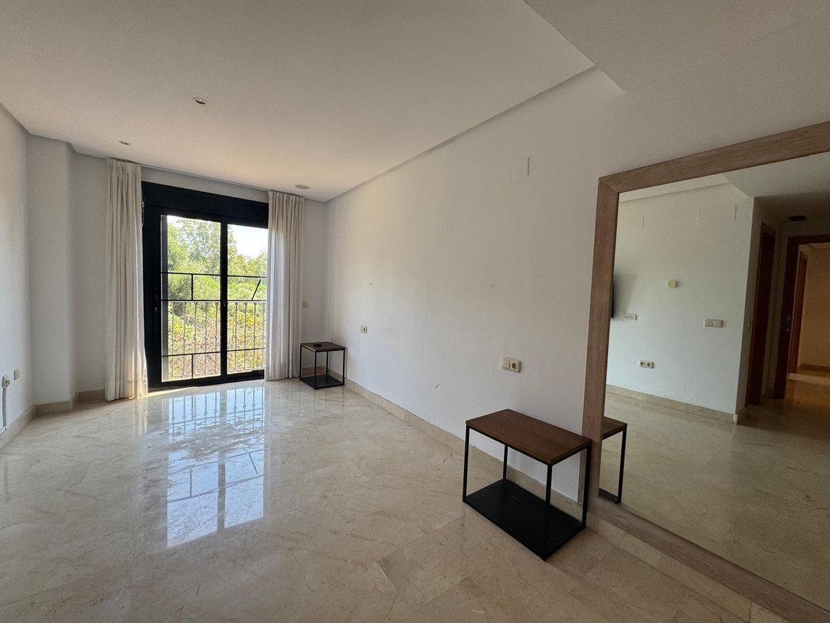Appartement te koop in Puerto Banús | 2 slaapkamers H5376028